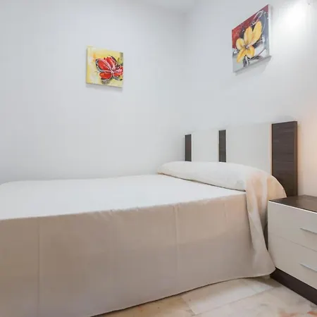 Casita Eras En De Con Piscina 아파트